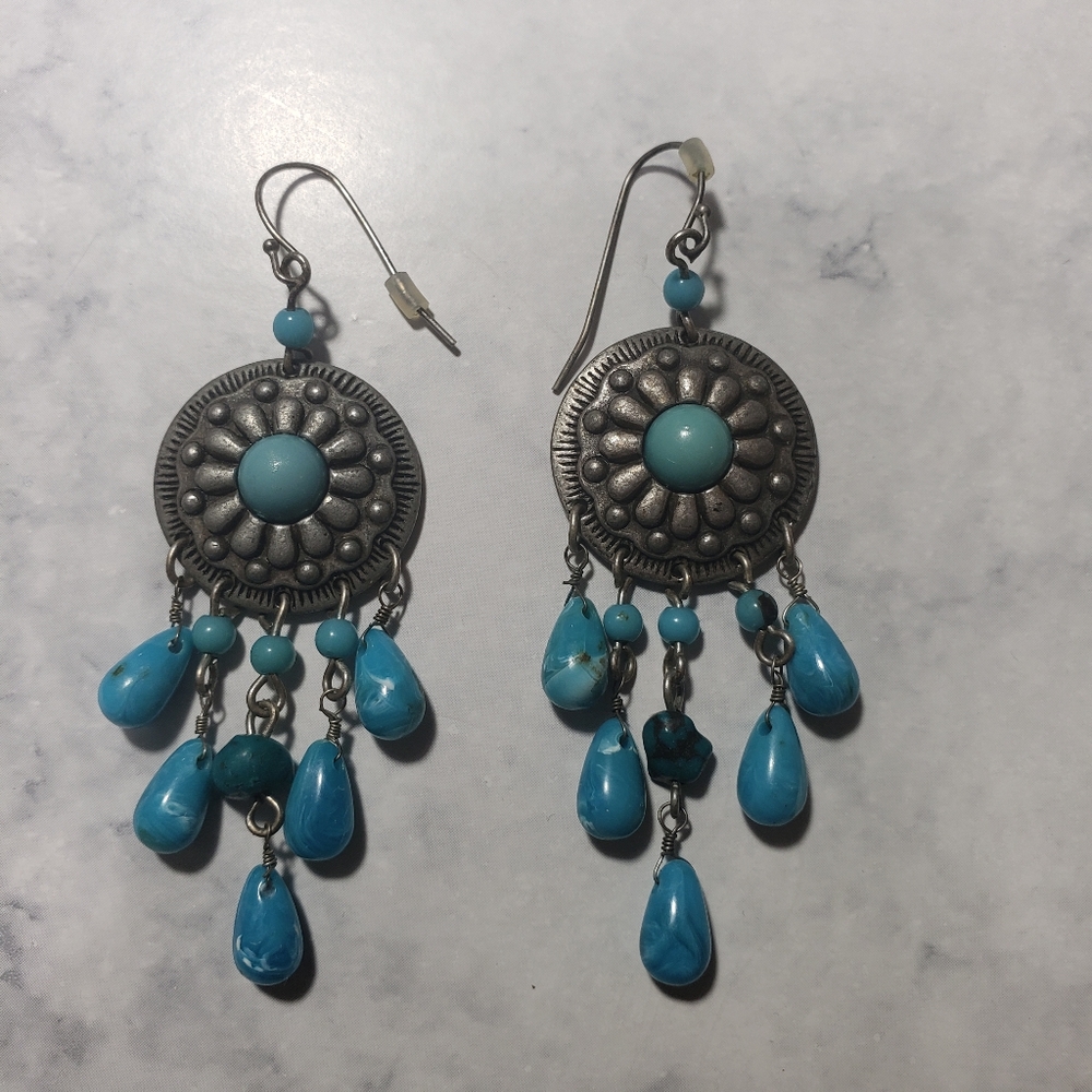Bundle of faux Turquoise Earrings. - Picture 9 of 10